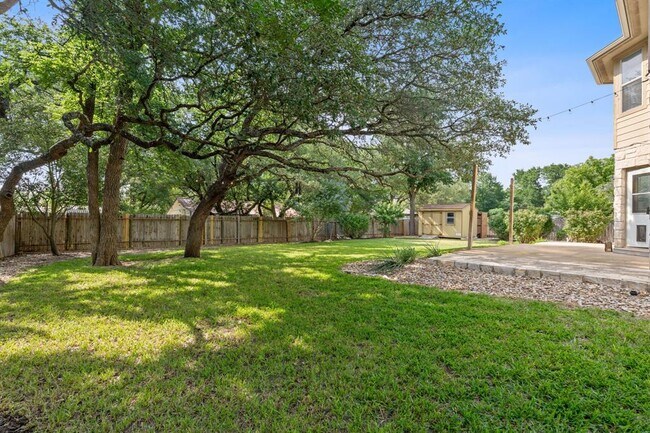 Building Photo - 13202 Fawn Valley Dr