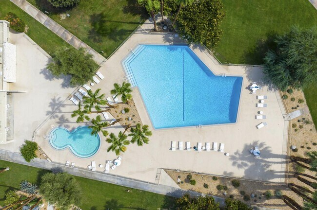 Building Photo - 157 Desert Lakes Dr