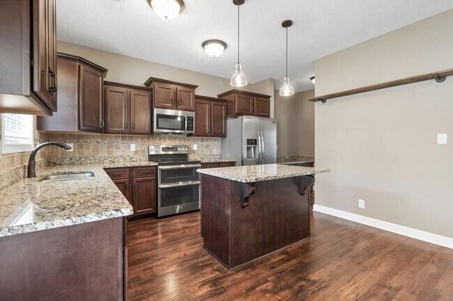 Building Photo - 312 Rye Dr