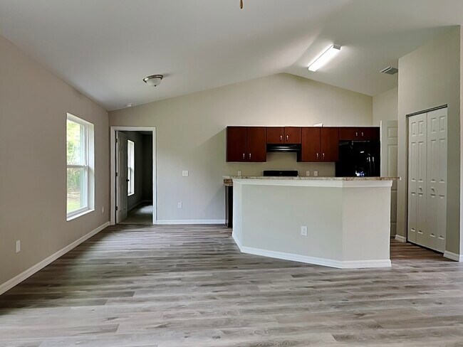 Building Photo - 3584 W Burgandy Dr