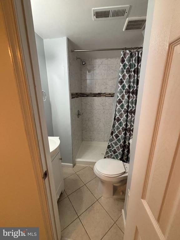 Building Photo - 1397 Sheridan St NW