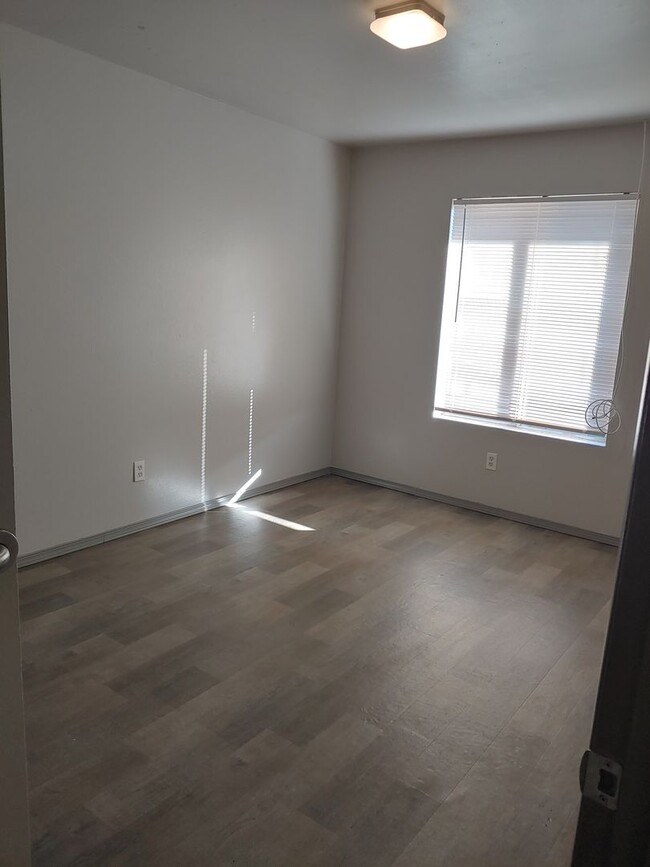 Building Photo - Now Leasing – Beautiful 3 Bedroom Townhome...