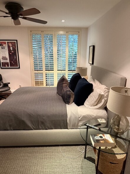 Building Photo - 8400 De Longpre Ave