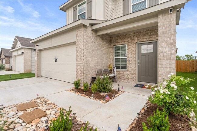 Building Photo - 143 Santa Rosa Ln