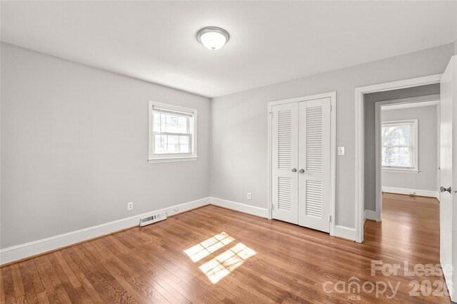 Building Photo - 4914 Kistler Ave