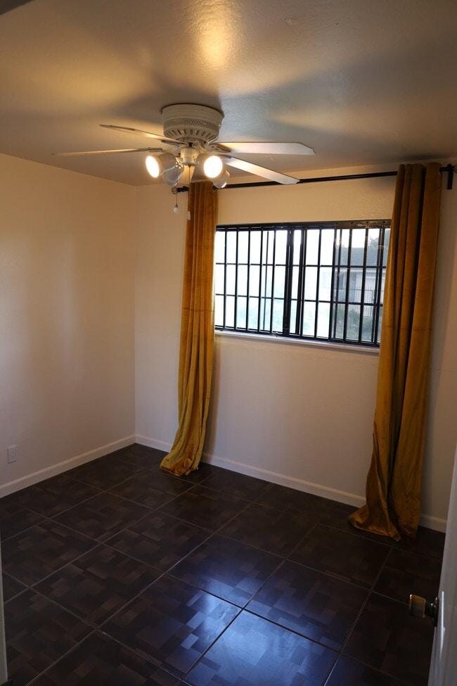 Building Photo - 6216 Leola Way