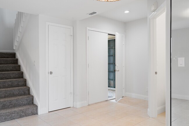 Building Photo - 4834 Bethel Creek Dr