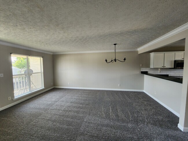 Building Photo - 100 Sheila Blvd