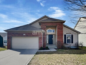 Building Photo - 1121 Streamside Dr