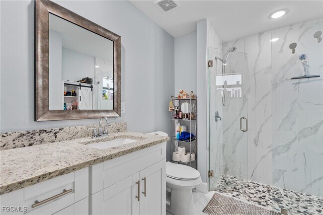 Building Photo - 4524 20th St SW