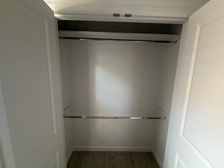 Building Photo - 3317 Duke Ave