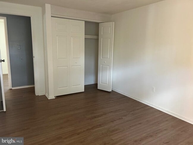 Building Photo - 615 McKinway