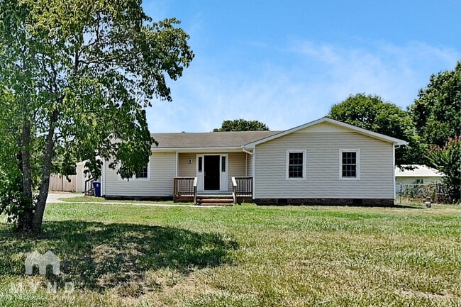 Building Photo - 906 Edgehill Dr