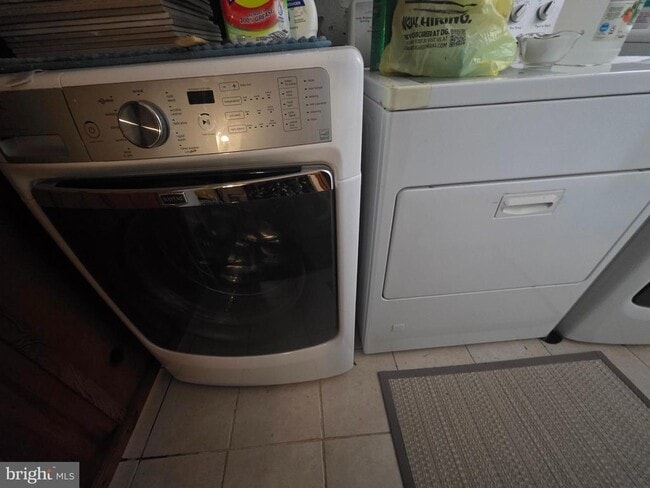 Building Photo - 809 N Abingdon St