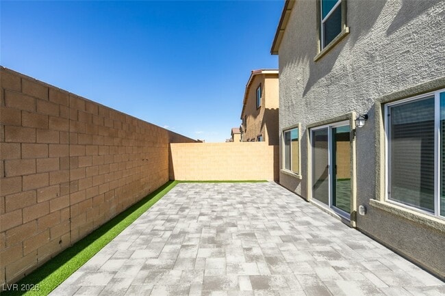 Building Photo - 7107 Alabaster Peak St