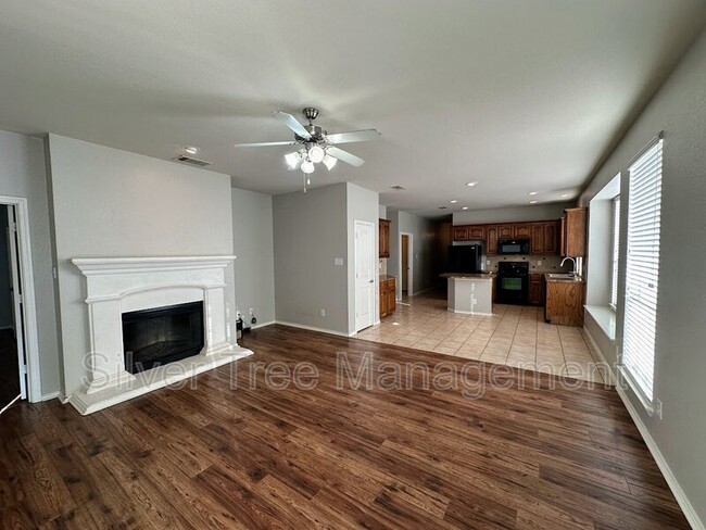 Building Photo - 420 Donagon Ct