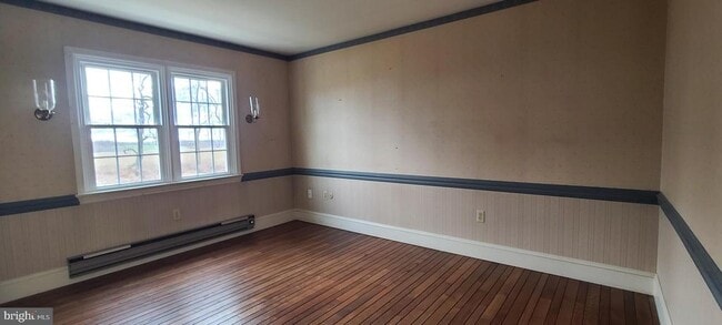 Building Photo - 538 Park Ave