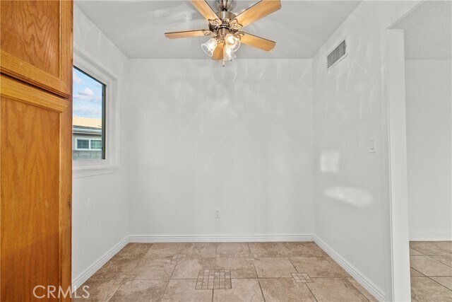 Building Photo - 10561 Alskog St