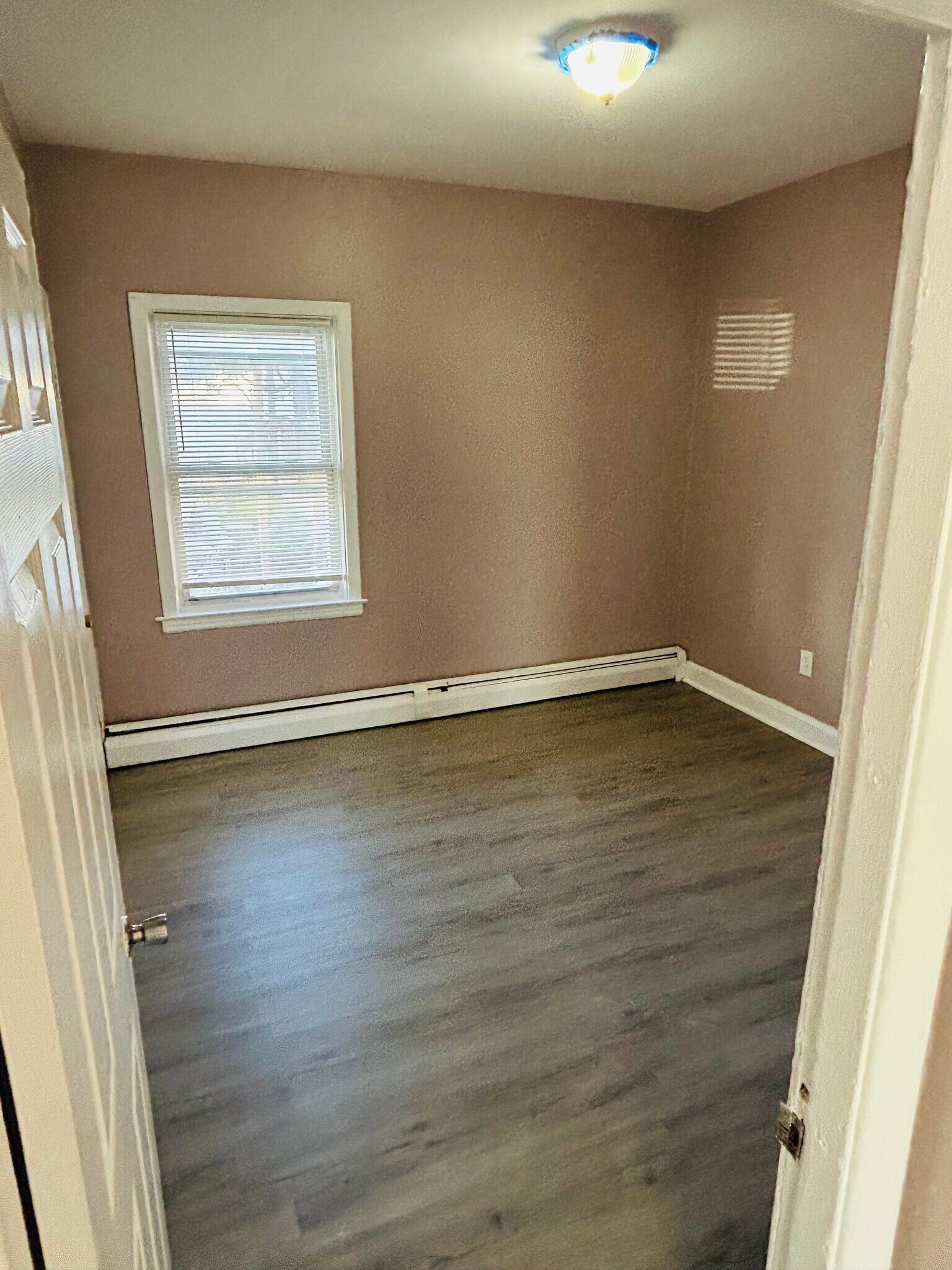 Building Photo - 25 Fallon Ave