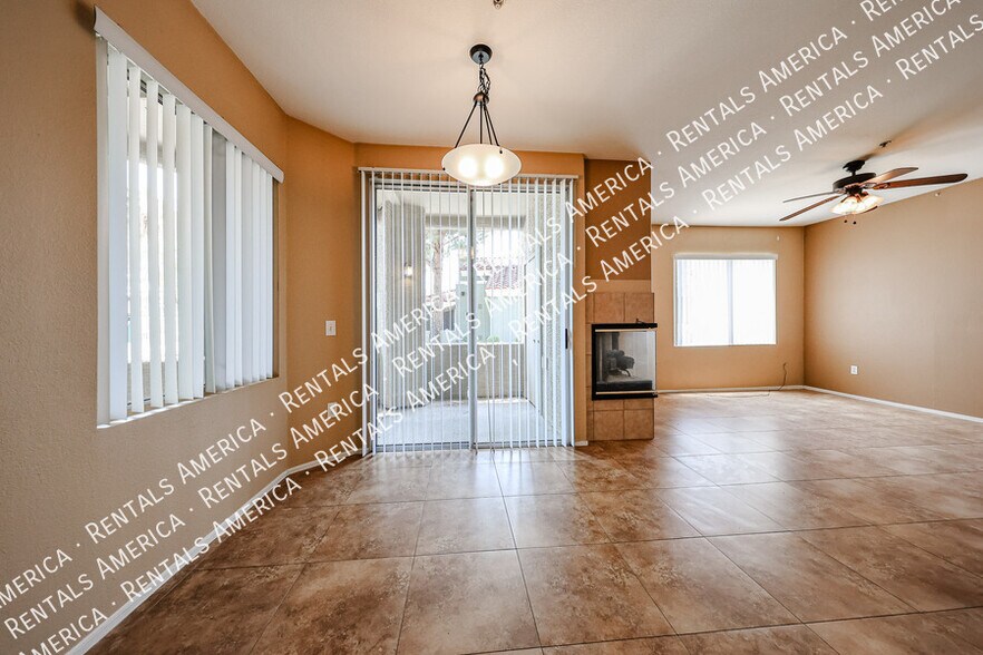 Building Photo - 2929 W Yorkshire Dr