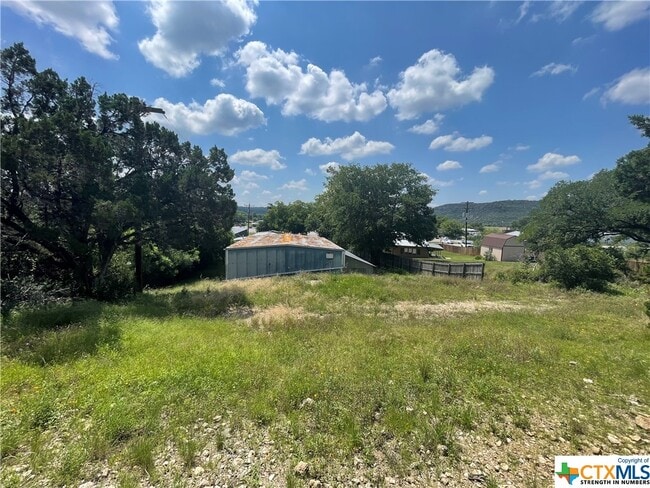 Building Photo - 1910 FM2673