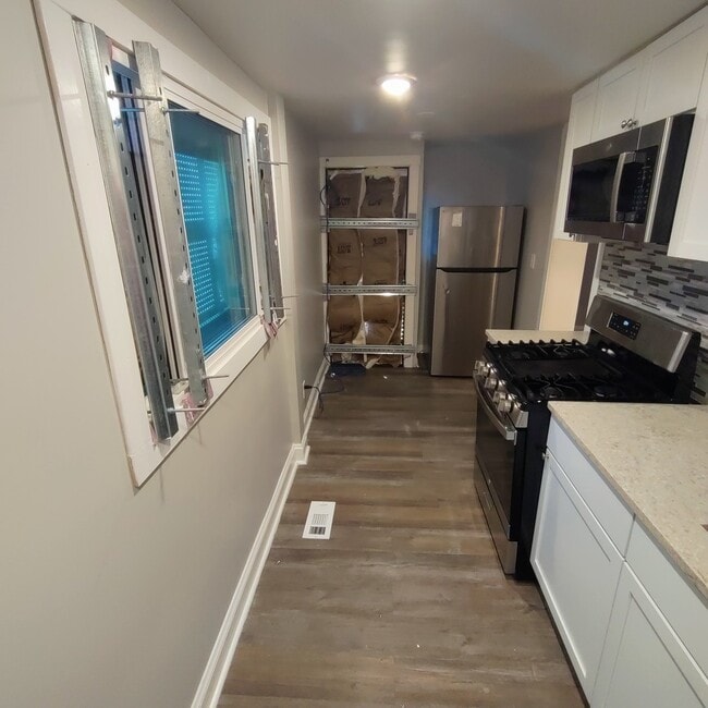 Building Photo - 1507 E 76th Pl