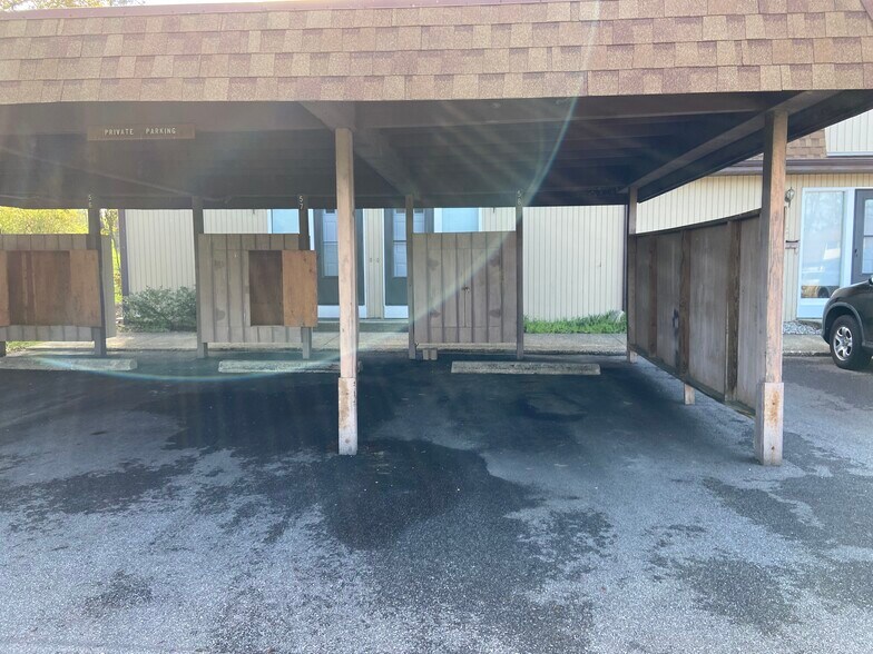 Building Photo - 5223 Cline Rd