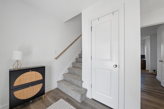 Building Photo - 4331 Pinter Ln