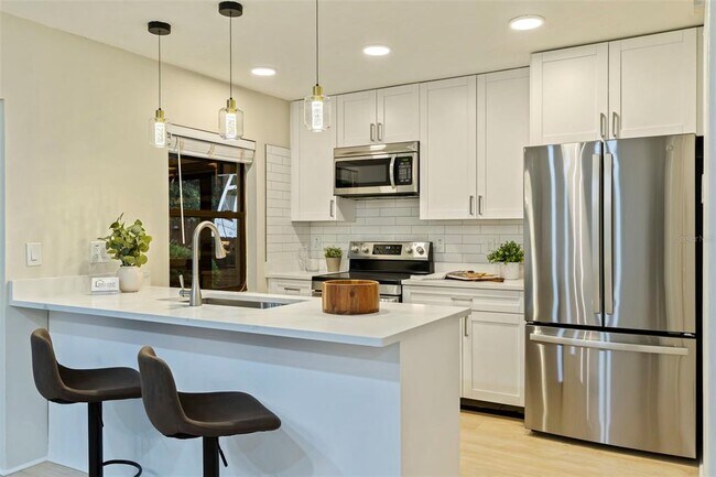 Building Photo - 1353 Wildwood Ct