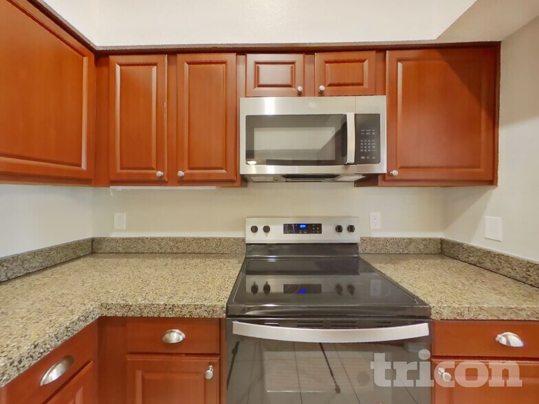 Building Photo - 8311 Rock Brook St