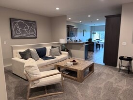 Building Photo - 245 Half Moon Dr