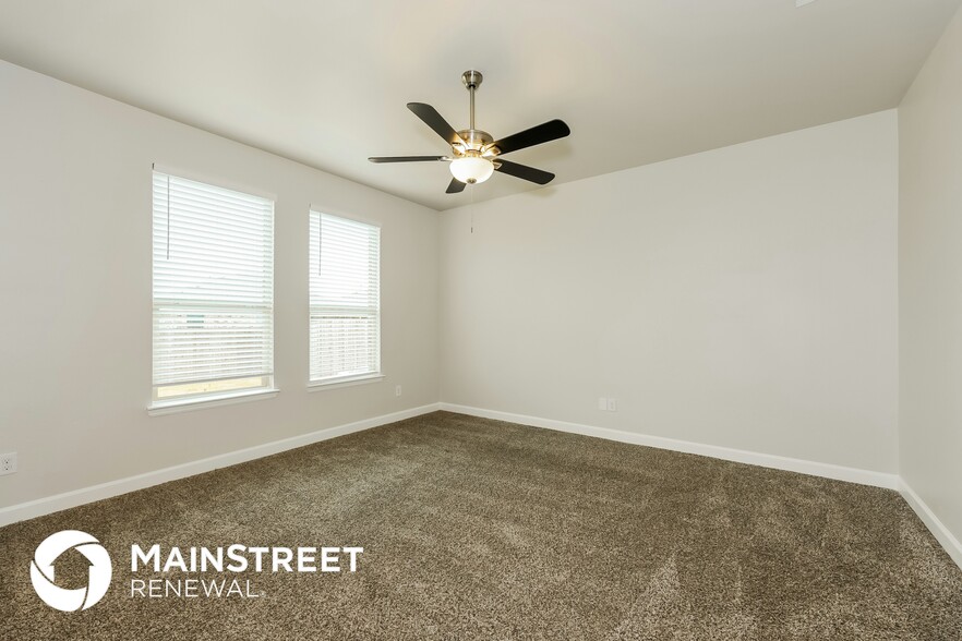 Building Photo - 2519 Sunburst Dr