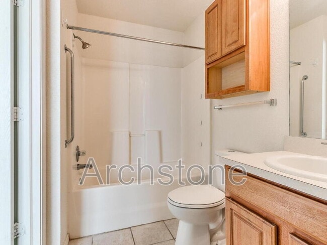 Building Photo - 5508 Del Creek Rd