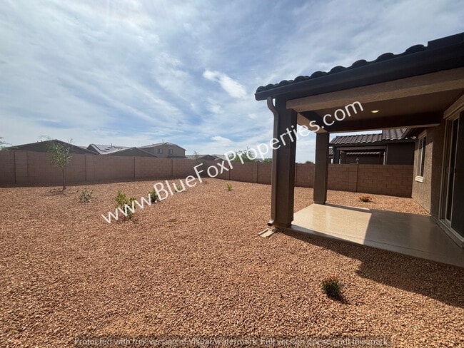 Building Photo - 35049 S Lasso Ln