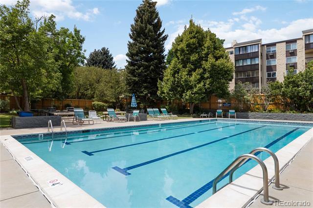 Building Photo - 7040 E Girard Ave