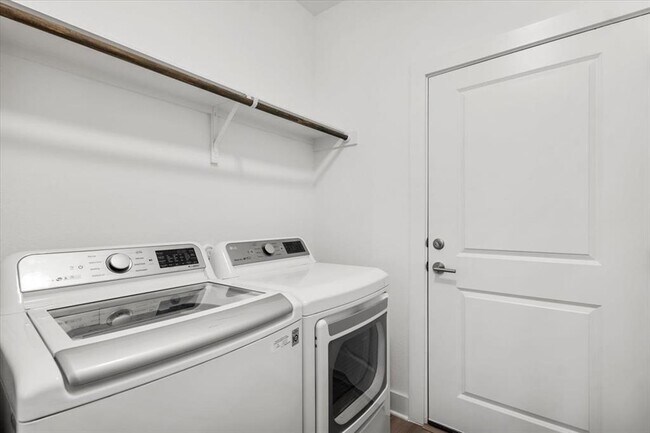 Building Photo - 7912 Ella Lee Ln