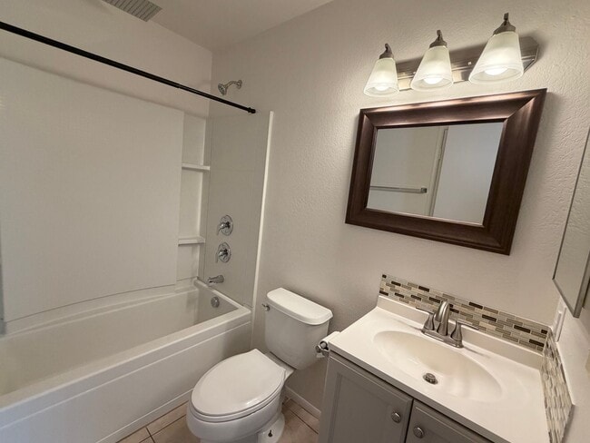 Building Photo - Single Story 2 Bedroom/ 2 Bath Chandler Home