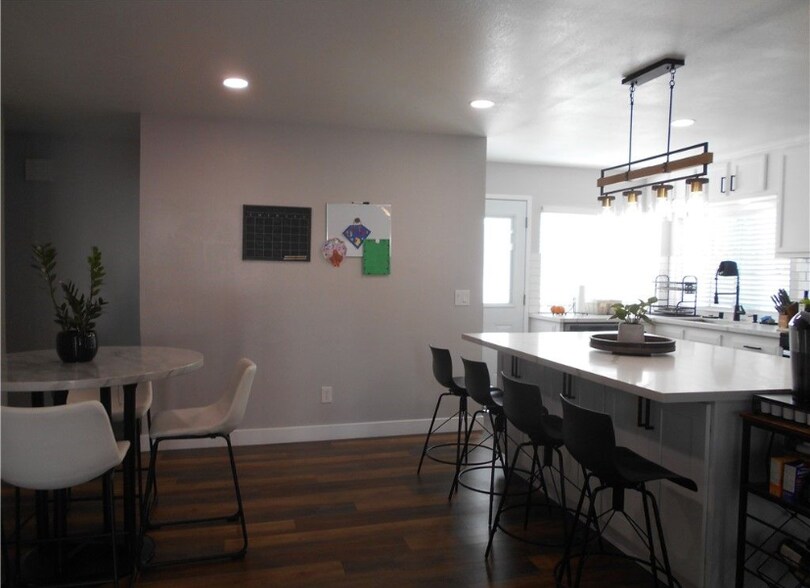Dining / Kitchen Area - 5918 Sky Meadow St