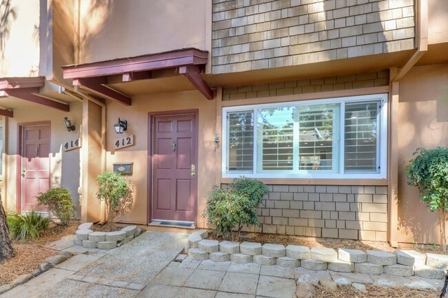 Building Photo - North Davis Condo-Available