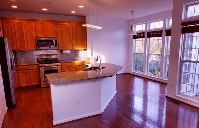 Building Photo - 22045 Chelsy Paige Sq