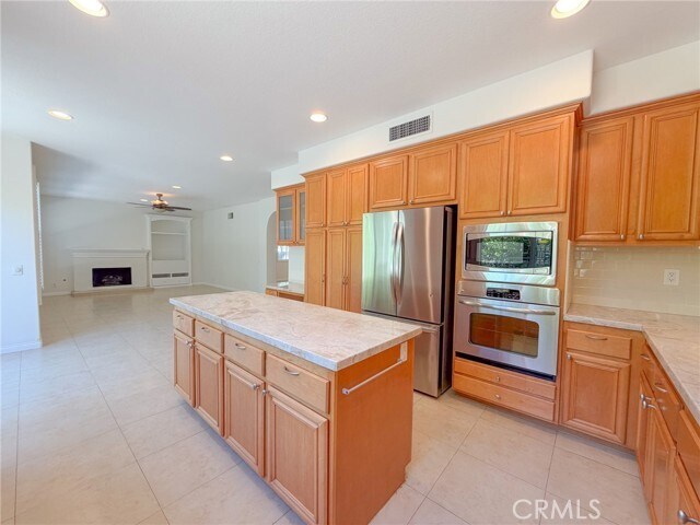 Building Photo - 82 Laurelhurst Dr