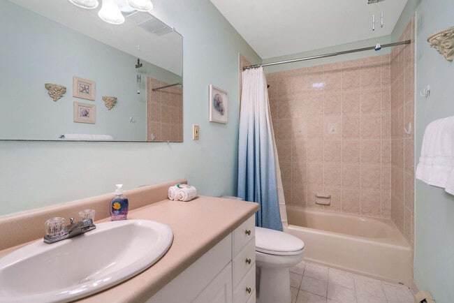 Building Photo - 18 Maryland Blvd