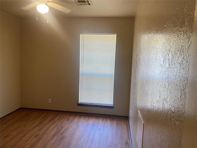 Building Photo - 1026 Dustin Dr