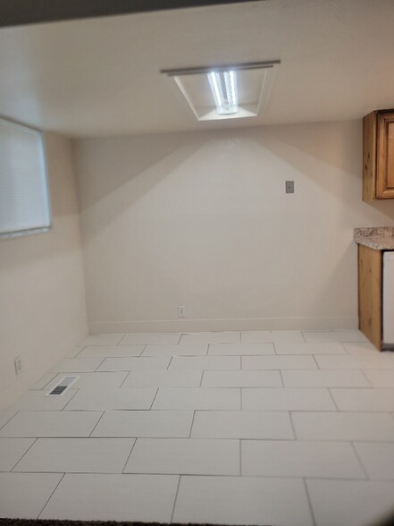 Building Photo - 166 W Foxbridge Dr