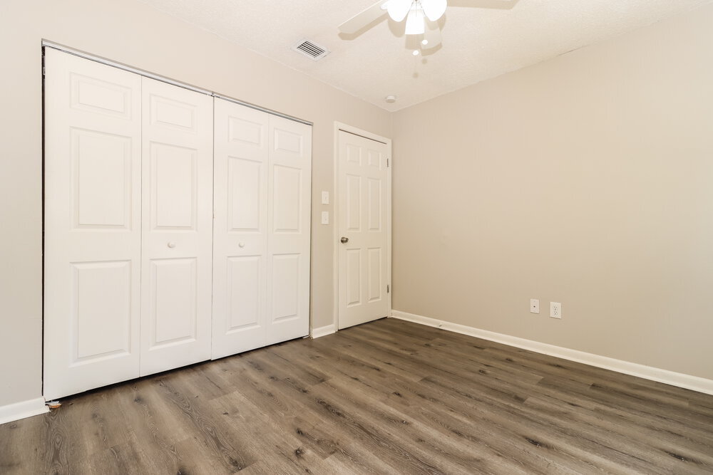 Building Photo - 10375 Chadbourne Dr