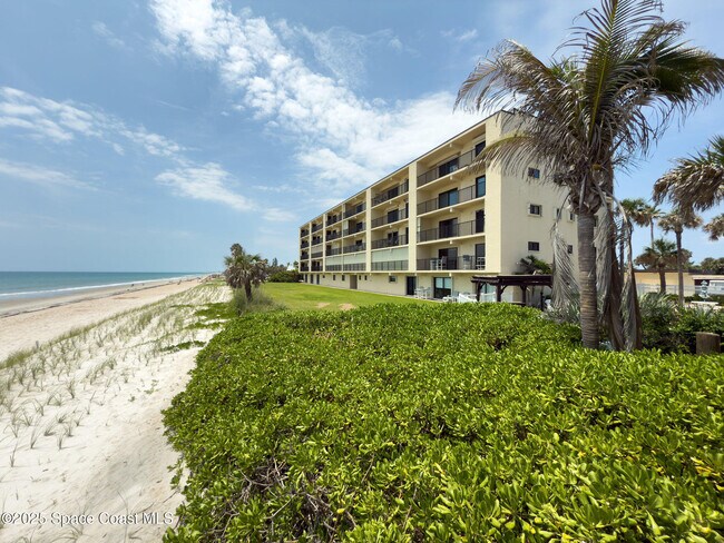 Building Photo - 1465 Jimmy Buffett Mem Hwy