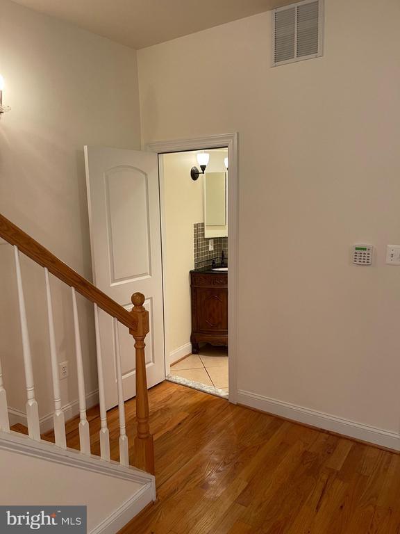 Building Photo - 118 Quaint Acres Dr