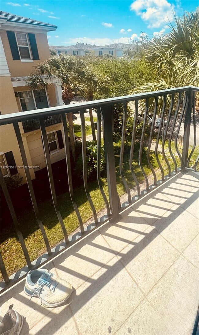 Building Photo - 3836 NW 5th Terrace