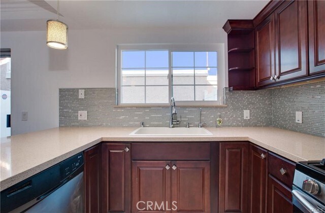 Building Photo - 4050 Badillo St