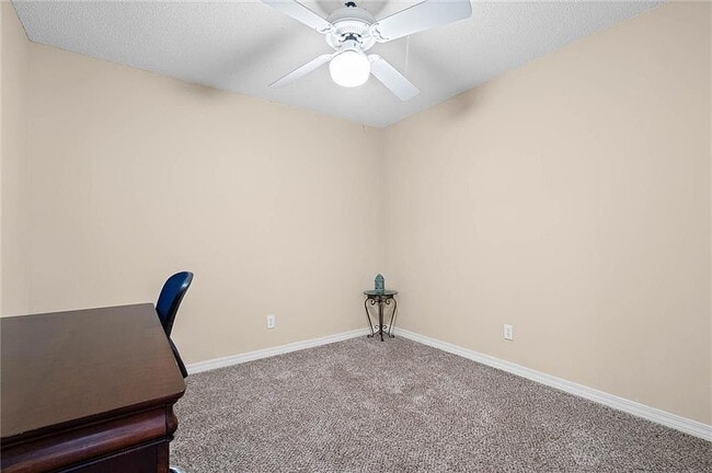Building Photo - Single Family Home For Rent